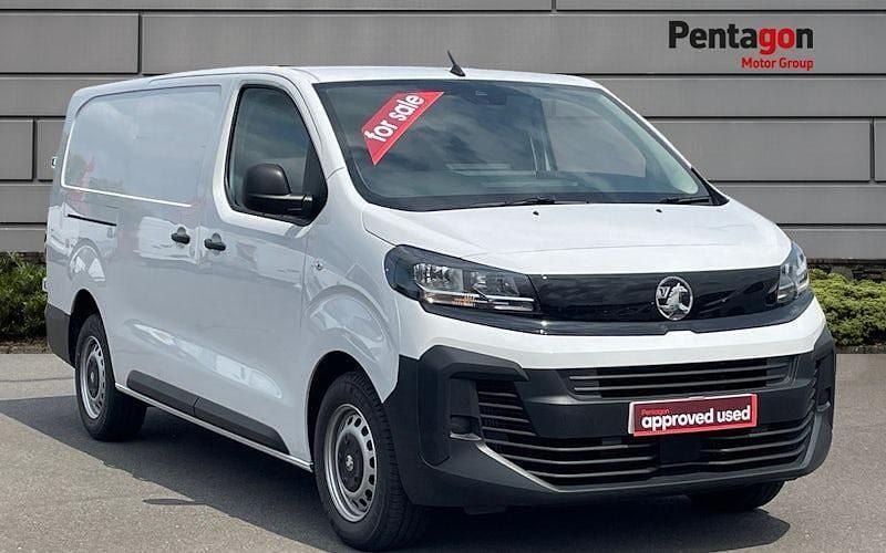 White New 2024 Vauxhall Vivaro Van | £20,395 (Fair price) - Image 1/3