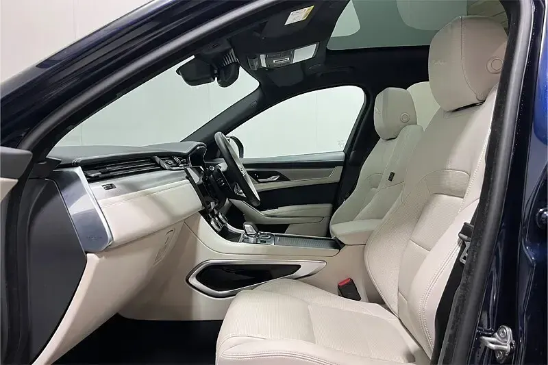Used Jaguar F-Pace R-Dynamic 201 HP (147 kW) 2023 Blue SUV