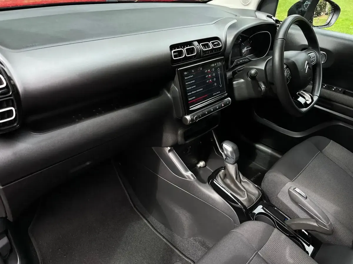 Used Citroën C3 Aircross PureTech 130 HP (95 kW) 2023 Red SUV