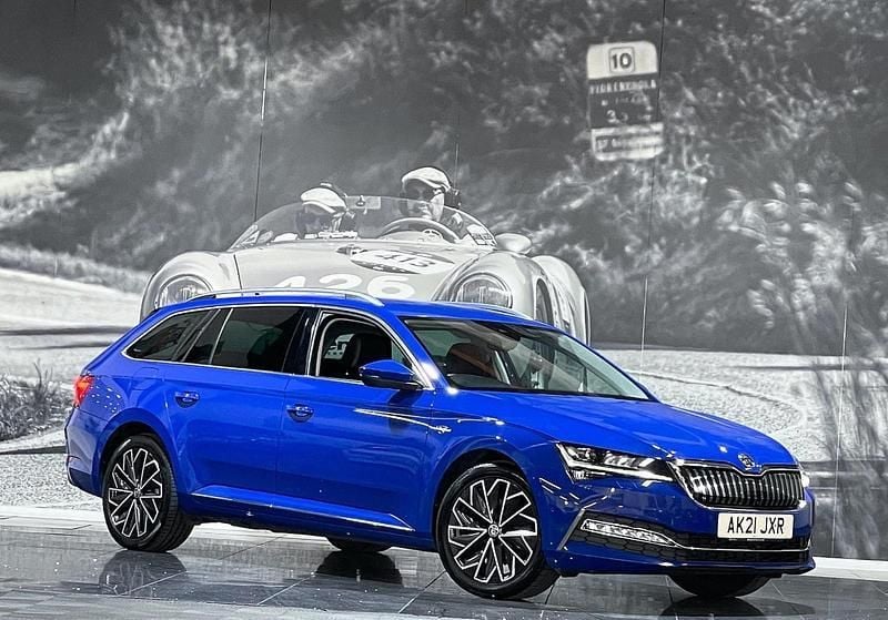 Blue Used 2021 Skoda Superb LAURIN & KLEMENT Estate | £14,450 (Fair price) - Image 1/4