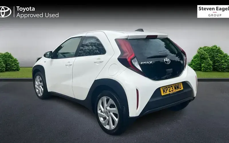 Used Toyota Aygo X PURE 72 HP (52 kW) 2025 SUV