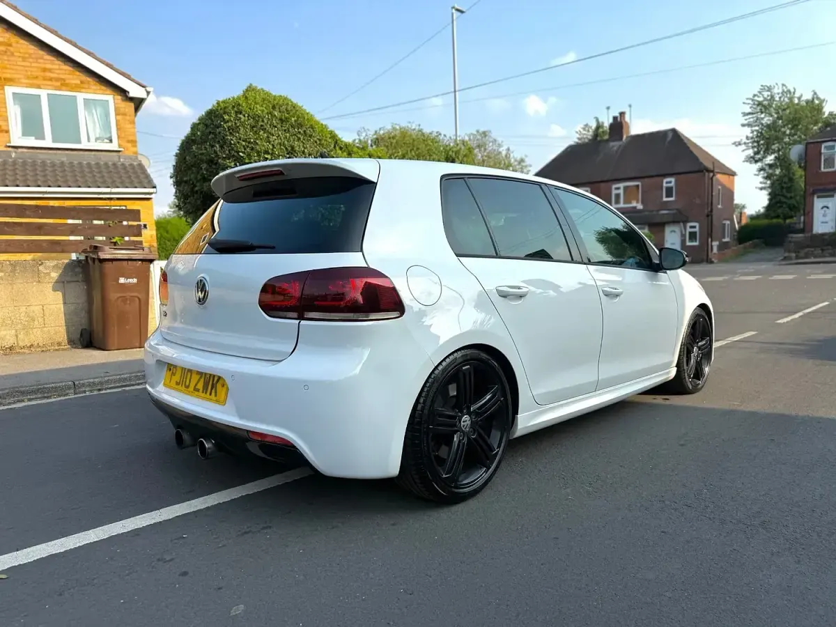 Used VW Golf VI R 270 HP (198 kW) 2010 White Hatchback