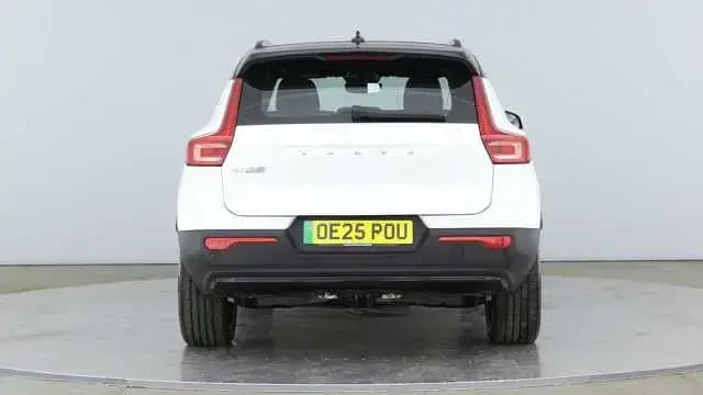 New Volvo EX40 Plus 182 kW (248 HP) 2026 SUV