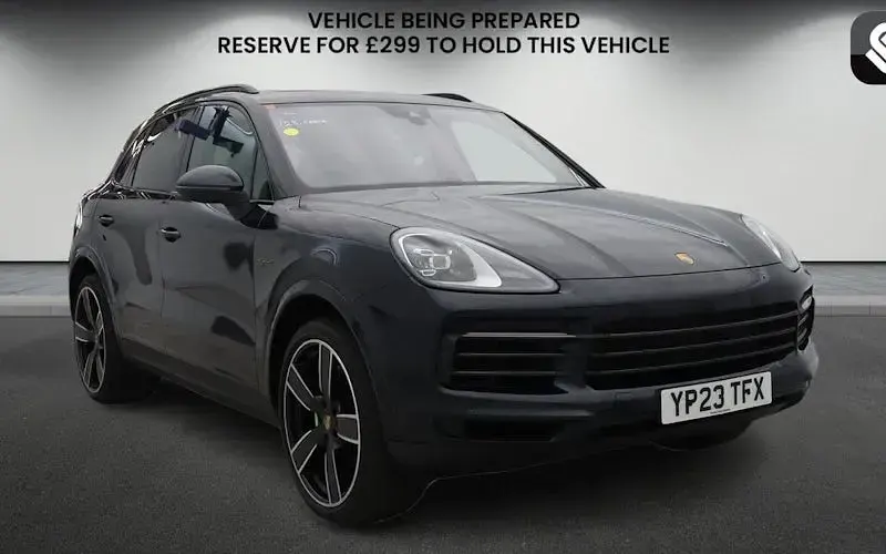 Used Porsche Cayenne Platinum Edition 462 HP (339 kW) 2022 SUV