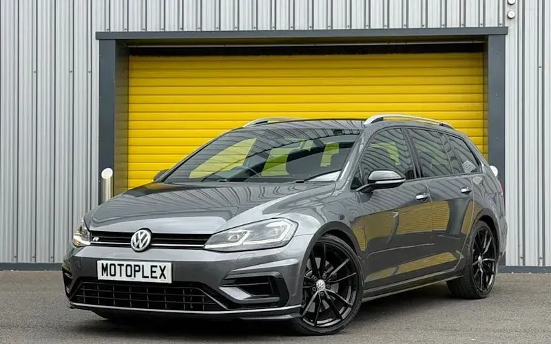 Used VW Golf VII R 310 HP (228 kW) 2018 Estate