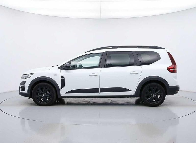 Used Dacia Jogger Extreme 140 HP (102 kW) 2023 White MPV