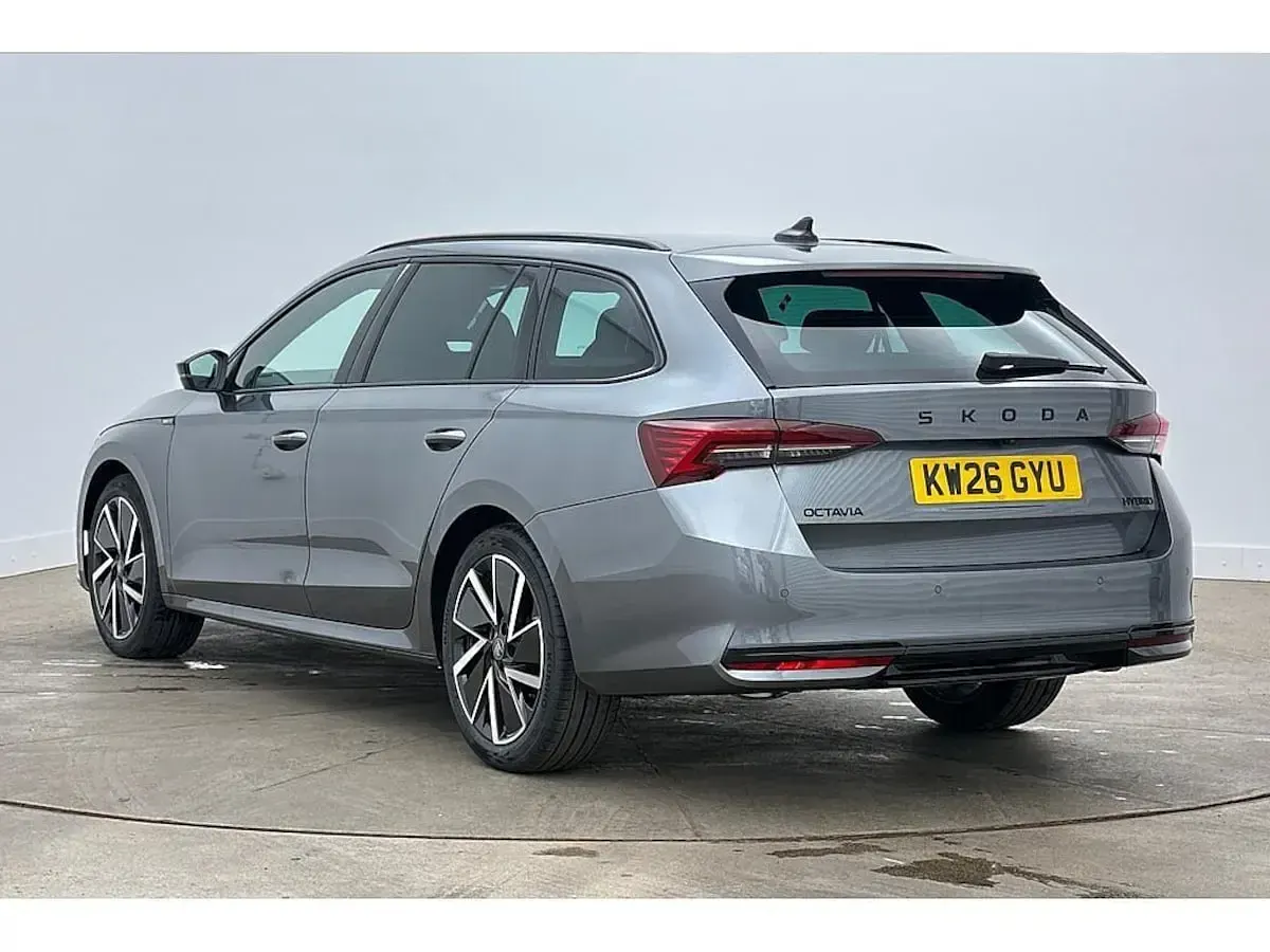 New Skoda Octavia SportLine 110 HP (80 kW) 2026 Graphite grey metallic Estate