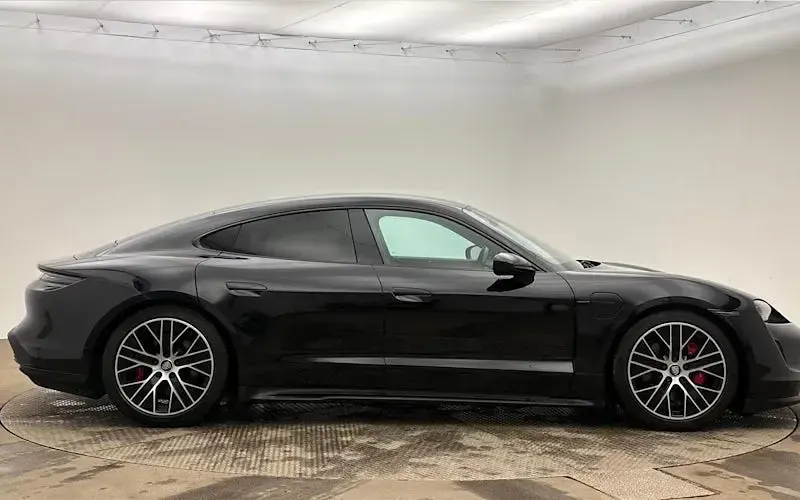Used Porsche Taycan 419 kW (571 HP) 2023 Sedan