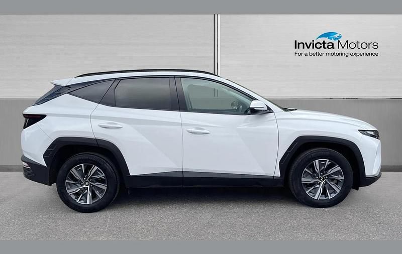 Used Hyundai Tucson SE 230 HP (169 kW) 2023 White SUV