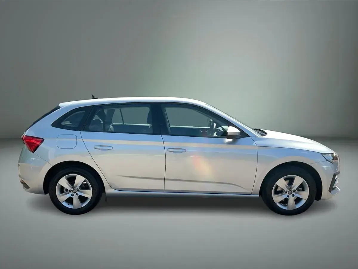 Used Skoda Scala SE 85 HP (62 kW) 2025 Brilliant silver metallic Hatchback