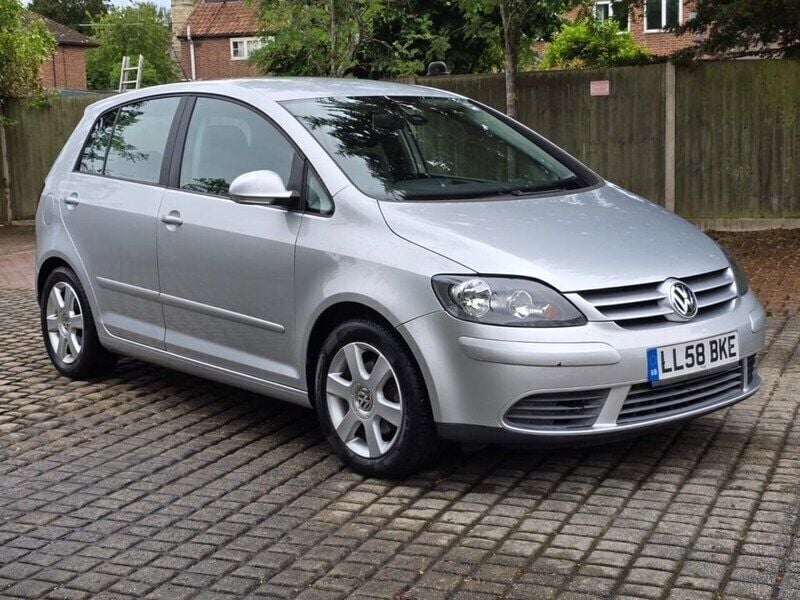 Silver Used 2008 VW Golf Plus Cross SE MPV | £3,885 - Image 1/4