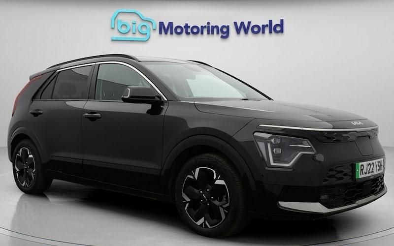 Used 2024 Kia e-Niro 3 SUV | £17,900 (Fair price) - Image 1/4