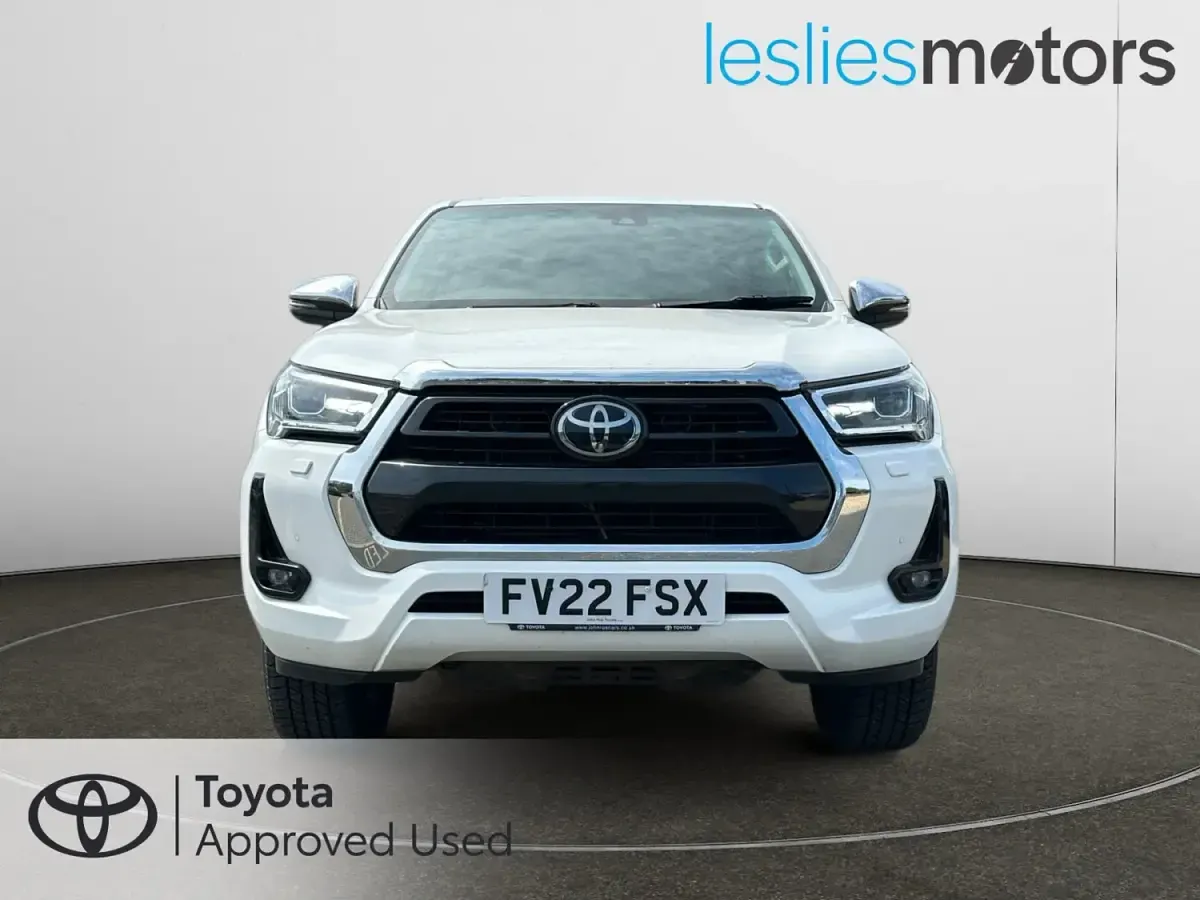 Second-hand Toyota HiLux 2022 Alb Pickup