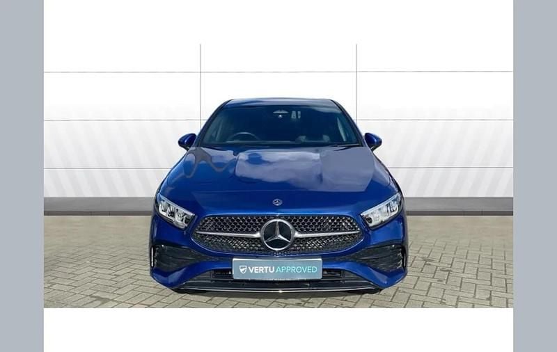 Used Mercedes A200 Executive 161 HP (118 kW) 2024 Blue Hatchback