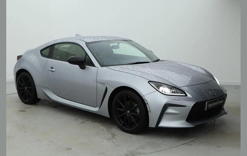 Used Toyota GR86 232 HP (170 kW) 2023 Silver Coupe