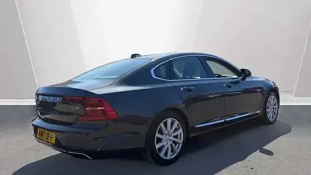 Usado Volvo S90 Inscription 190 HP (139 kW) 2017 Cinzento Sedan