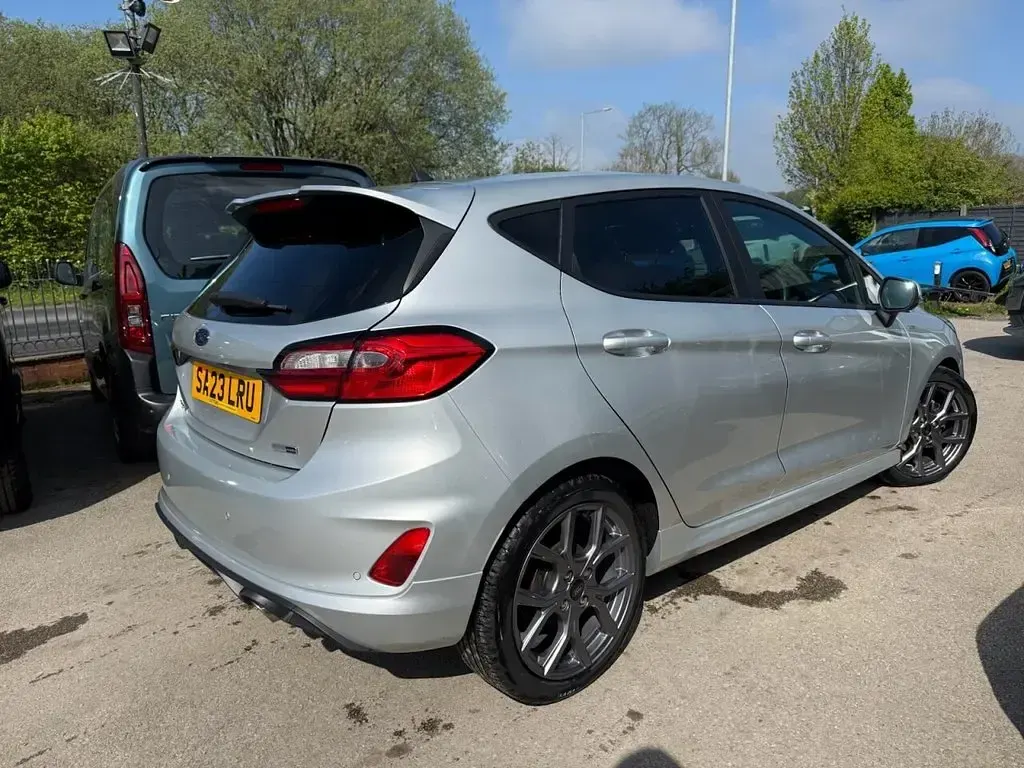 Used Ford Fiesta ST-Line 125 HP (91 kW) 2023 Silver Hatchback