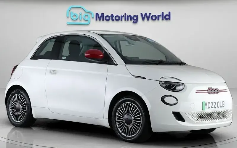 Used Fiat 500e Red 69 kW (95 HP) 2026 Hatchback