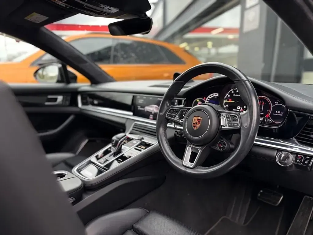 Used Porsche Panamera 680 HP (500 kW) 2020 Black Hatchback