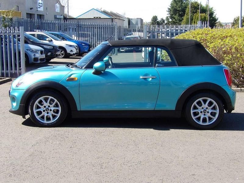 Używany Mini Cooper Cabriolet 2016 Turkusowy Kabriolet