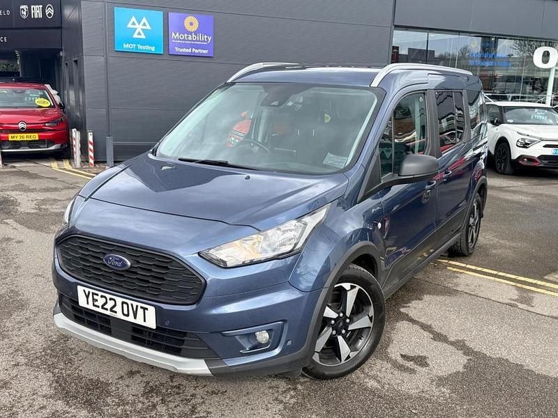 Used Ford Grand Tourneo Connect Active 118 HP (86 kW) 2022 Blue MPV