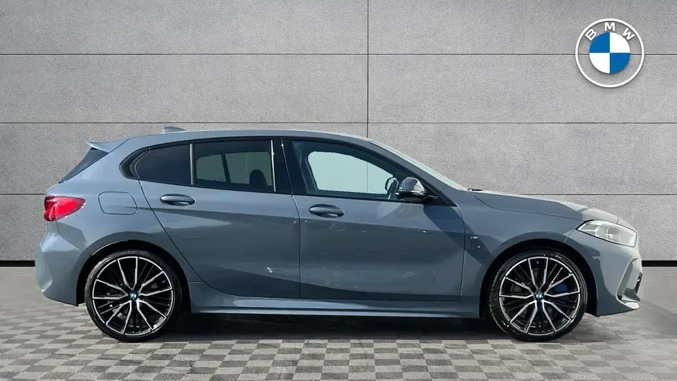 Used BMW 118 M Sport 134 HP (98 kW) 2023 Grey Hatchback