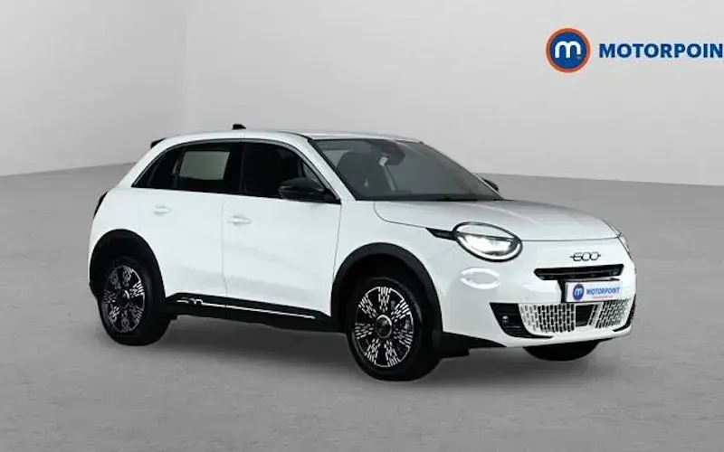 Used Fiat 600 101 HP (74 kW) 2025 SUV