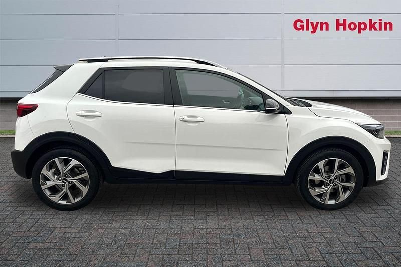 Used Kia Stonic GT-Line 2023 White SUV