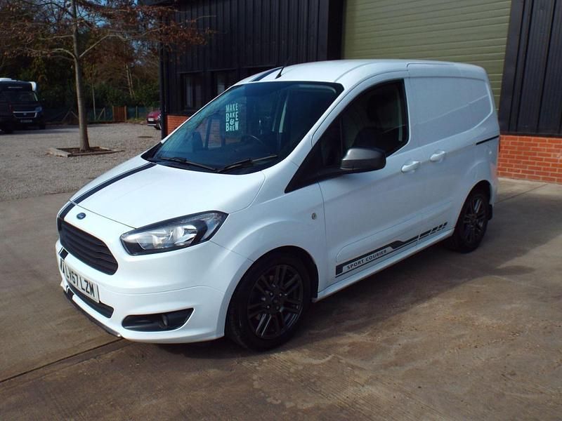 Used Ford Transit Sport 95 HP (69 kW) 2017 White Van