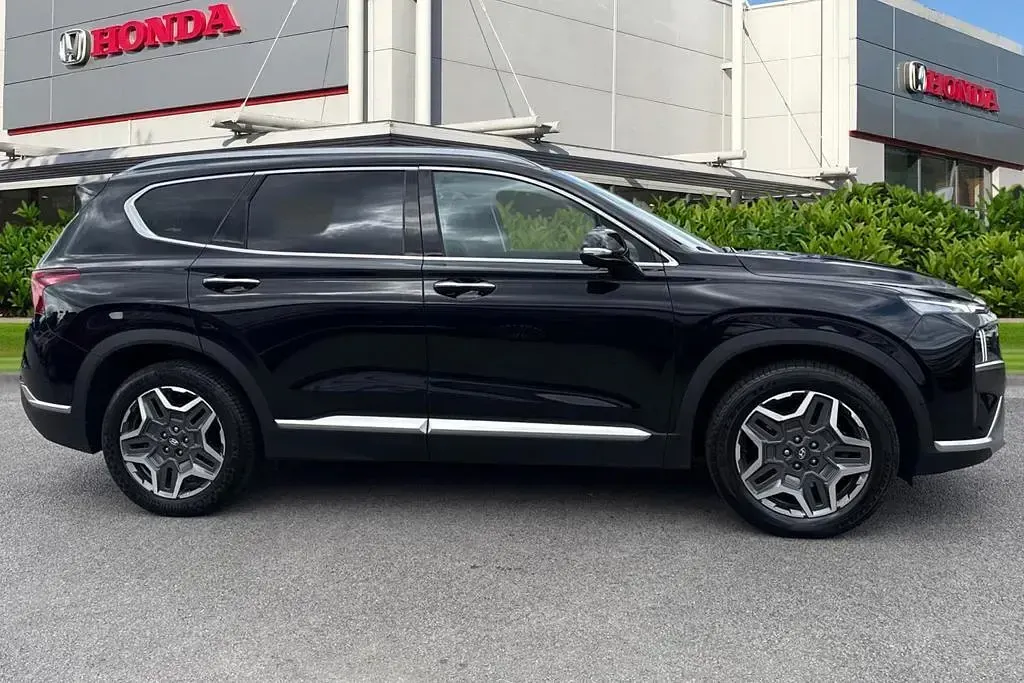 Used Hyundai Santa Fe Ultimate 2022 Black SUV