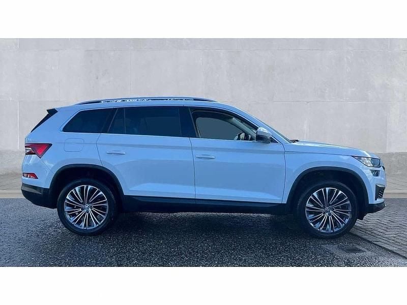Used Skoda Kodiaq SE L Executive 147 HP (108 kW) 2024 White SUV