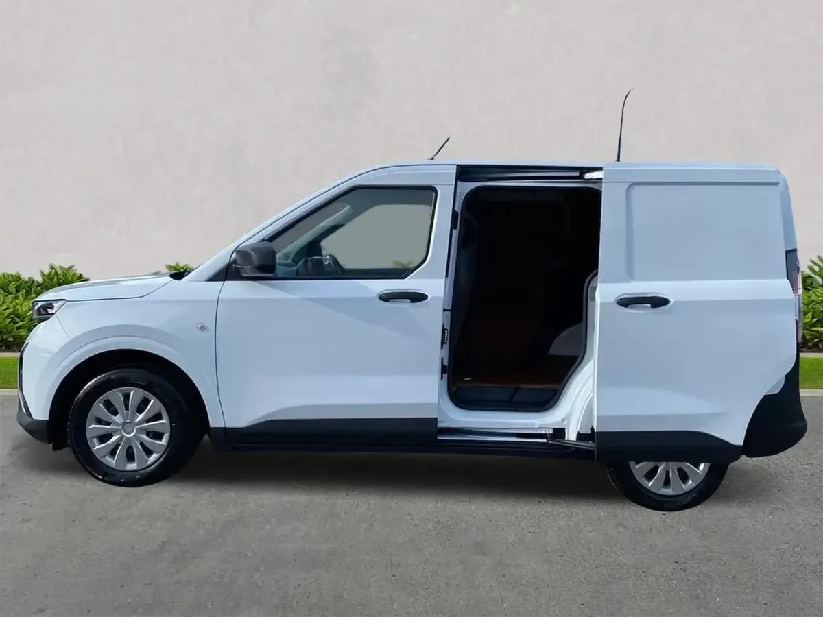 Używany Ford Transit Trend 125 KM (91 kW) 2025 Biały Van