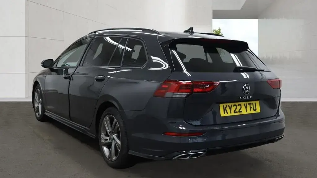 Used VW Golf VIII R-line 150 HP (110 kW) 2022 Grey Estate