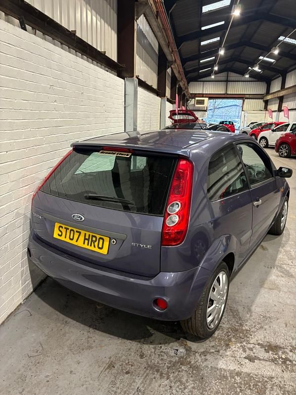 Used Ford Fiesta Style 74 HP (54 kW) 2007 Blue Hatchback