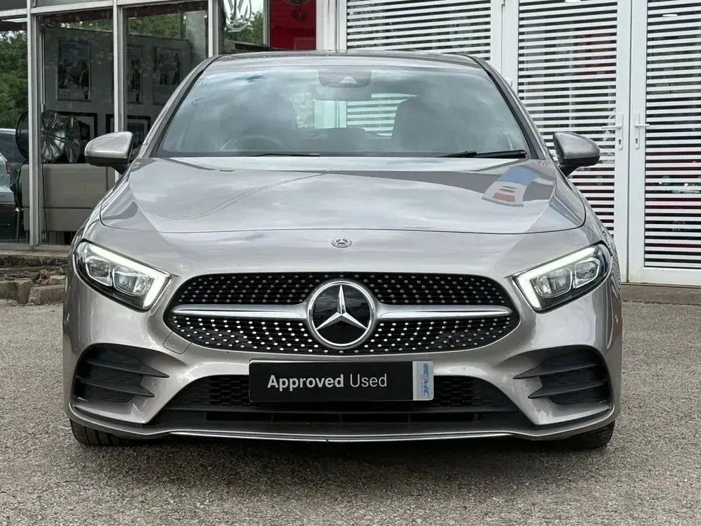 Used Mercedes A180 Executive 116 HP (85 kW) 2019 Silver Hatchback