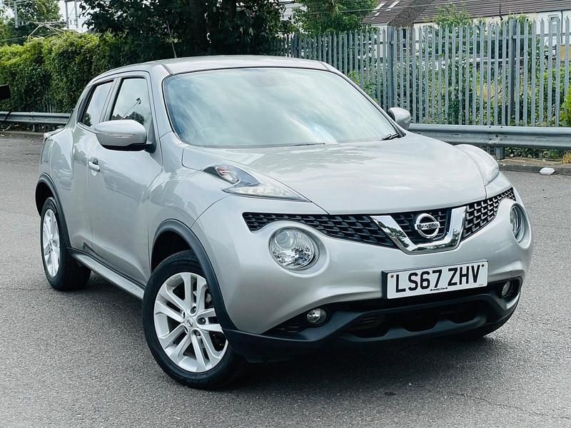 Silver Used 2017 Nissan Juke N-Connecta SUV | £8,695 (Fair price) - Image 1/4