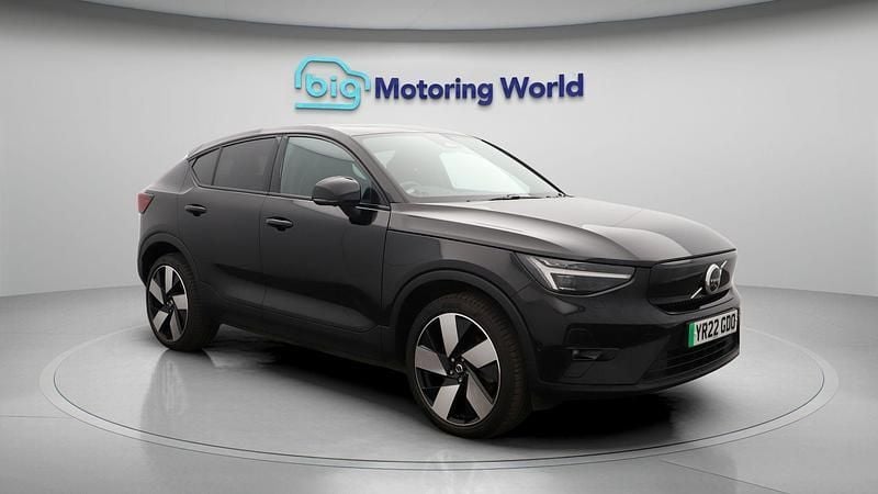 Used 2022 Volvo C40 Pro SUV | £23,100 (Fair price) - Image 1/4