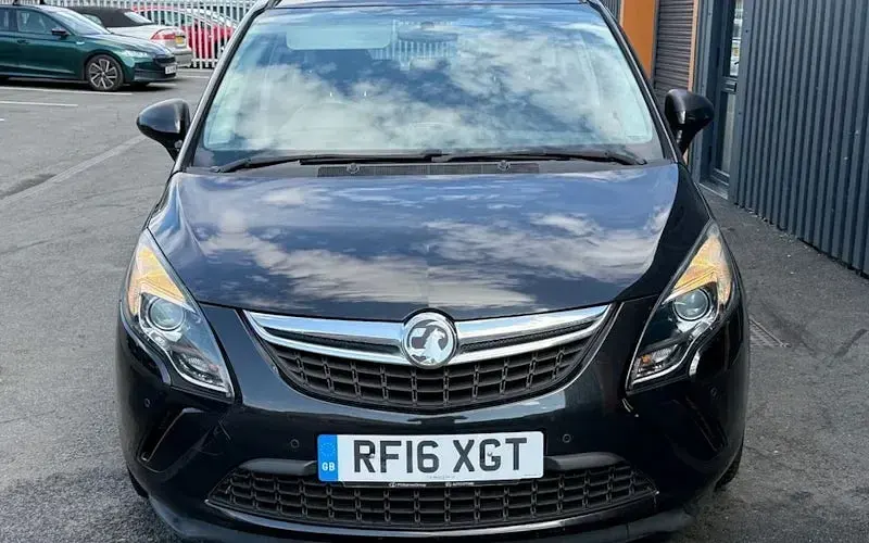 Used Vauxhall Zafira Tourer Design Edition 170 HP (125 kW) 2016 Black MPV