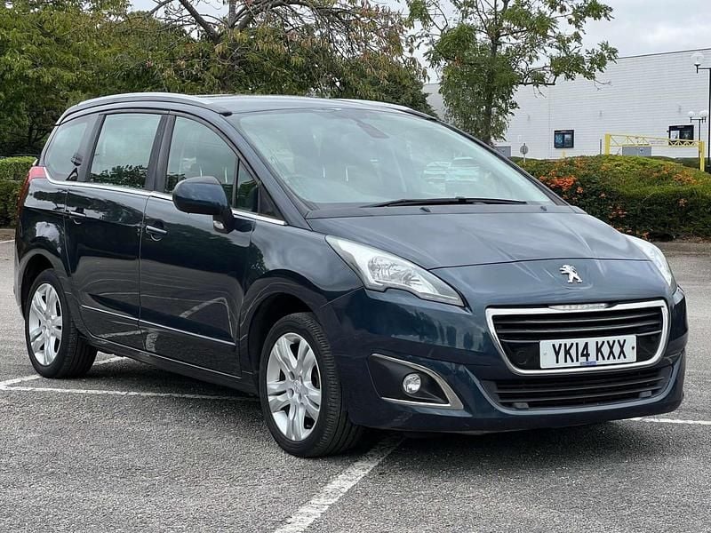 Blue Used 2014 Peugeot 5008 Active MPV | £5,290 (Fair price) - Image 1/4