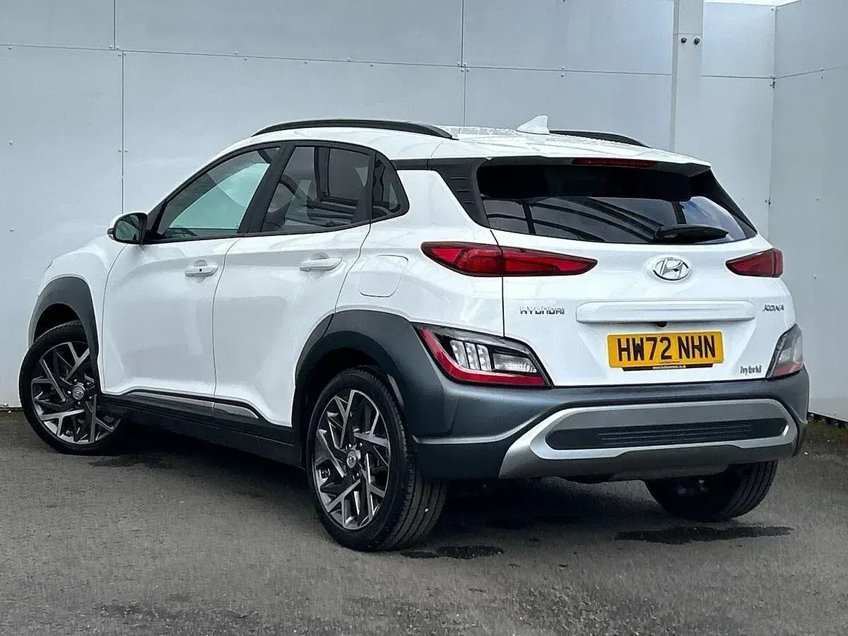 Gebraucht Hyundai Kona Ultimate 141 PS (103 kW) 2023 Weiß SUV