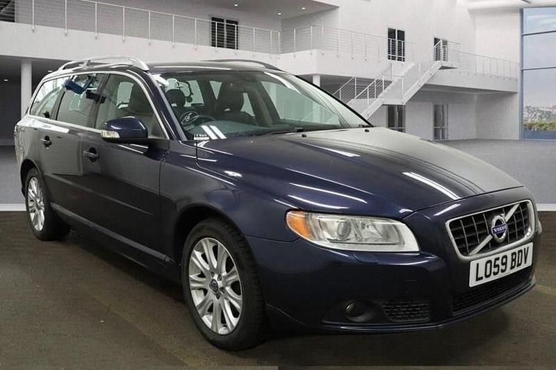 Blue Used 2009 Volvo V70 SE Lux Estate | £5,495 (Expensive) - Image 1/1