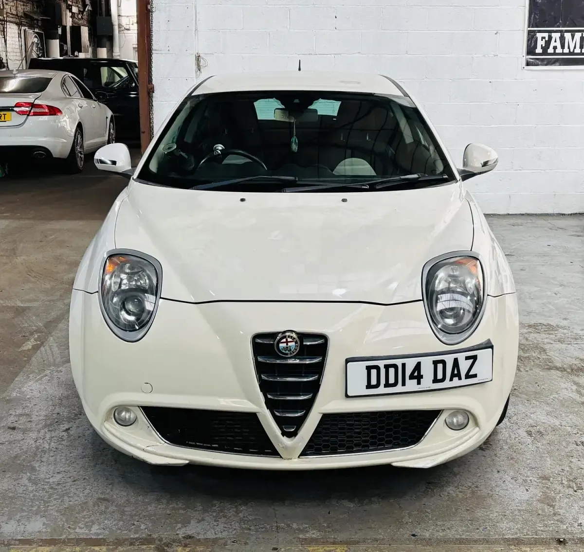 Used Alfa Romeo MiTo Sprint 105 HP (77 kW) 2014 White Hatchback