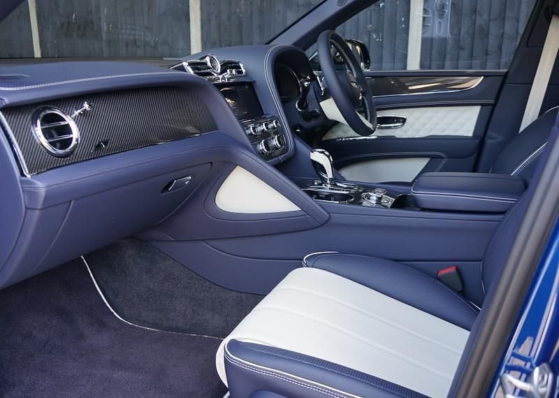 Used Bentley Bentayga 2023 Sequin blue SUV