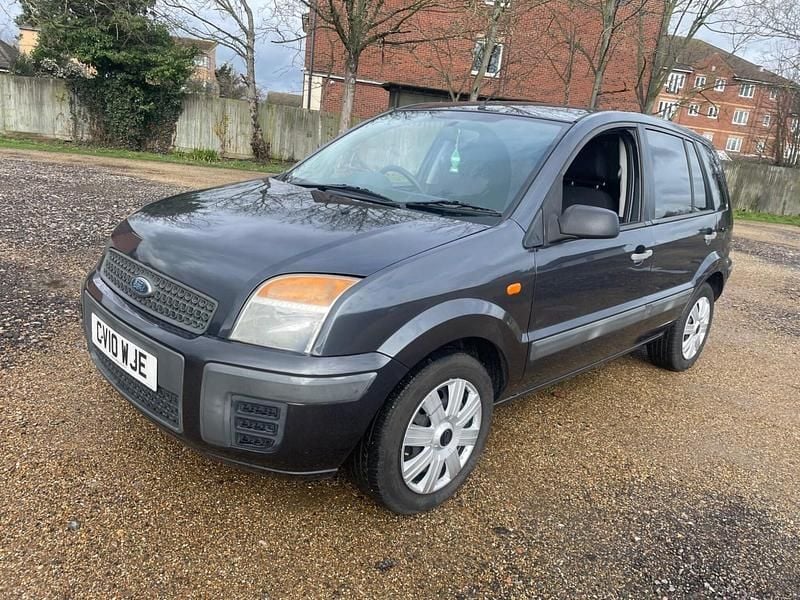 Used Ford Fusion Style 79 HP (58 kW) 2010 Grey Hatchback