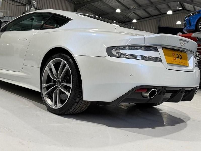 Used Aston Martin DBS 510 HP (375 kW) 2012 White Coupe