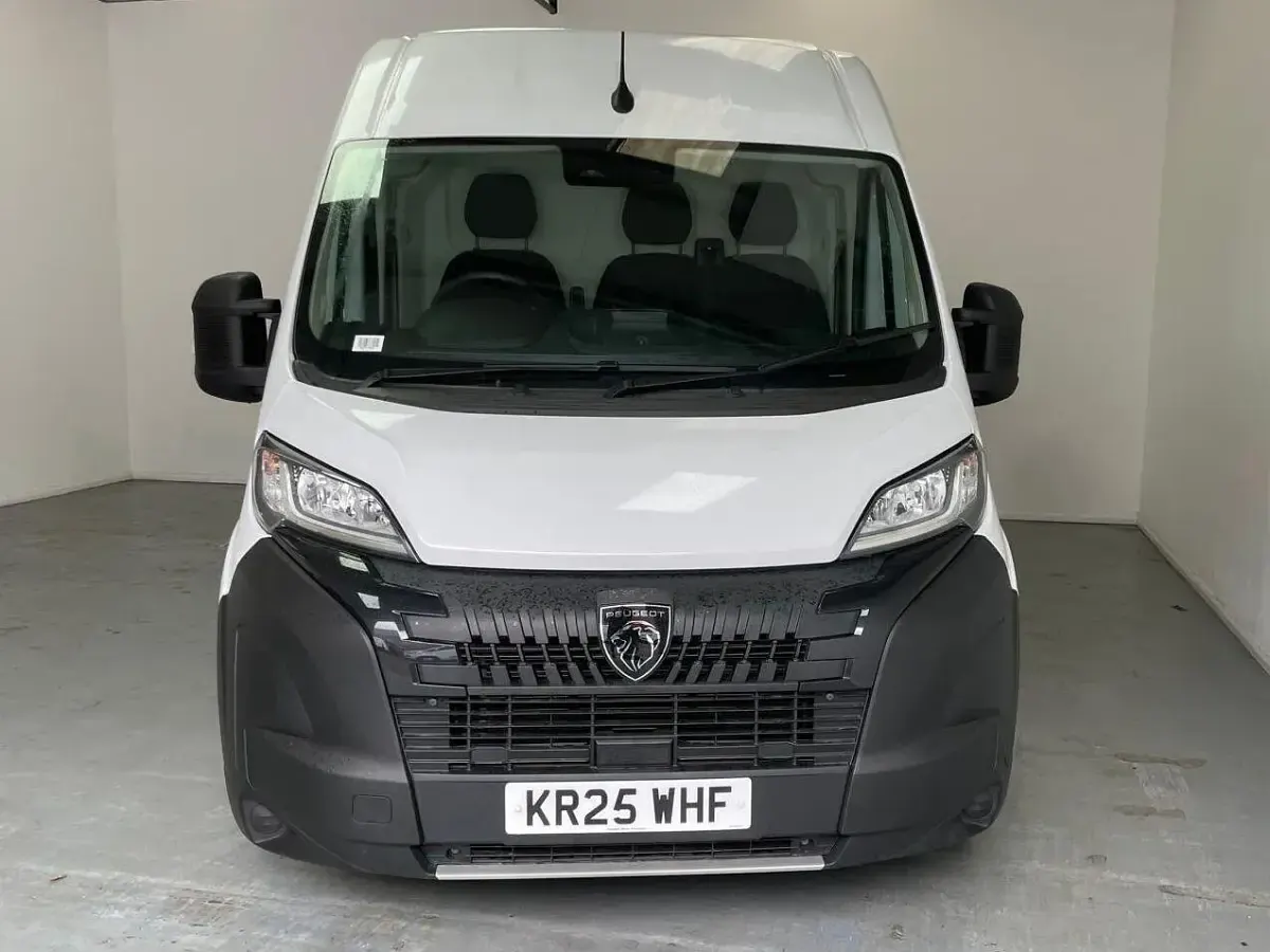 Used Peugeot Boxer S 140 HP (102 kW) 2025 White Van