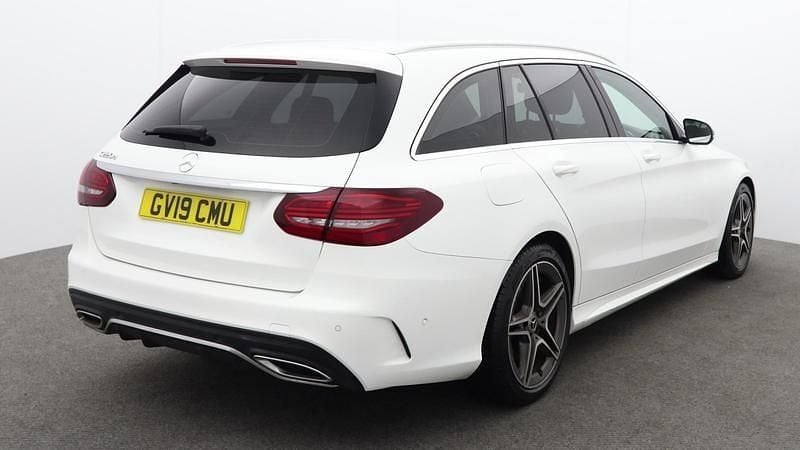 Used Mercedes C220 AMG line 194 HP (142 kW) 2019 White Estate