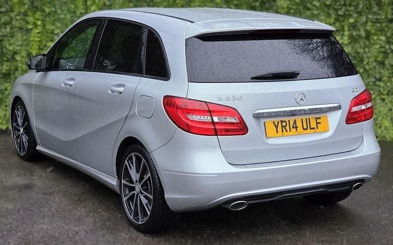 Used Mercedes B220 170 HP (125 kW) 2013 MPV