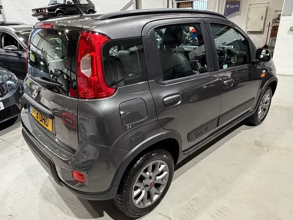 Used Fiat Panda 4x4 S 85 HP (62 kW) 2018 Grey Hatchback