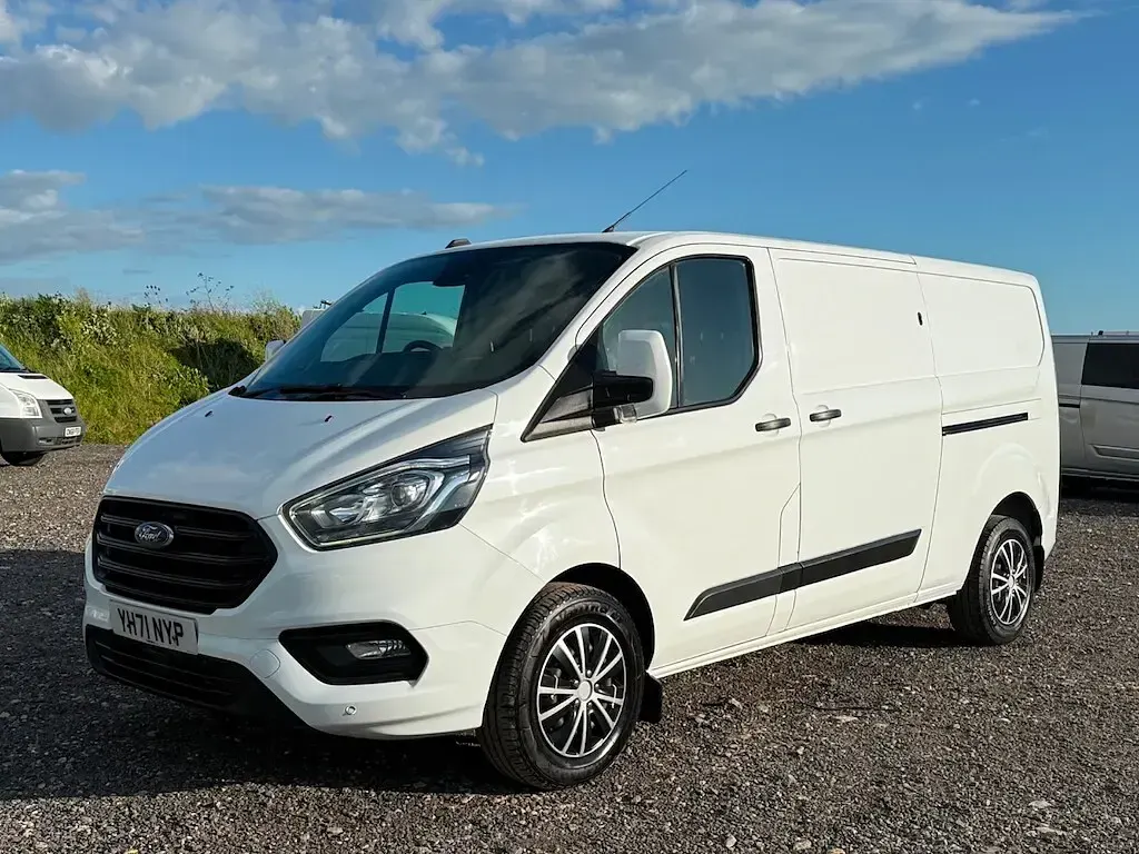Used Ford Transit Custom Trend 130 HP (95 kW) 2021 White Van